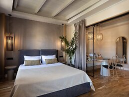 Lithinon Luxury Suites