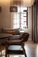 Lithinon Luxury Suites