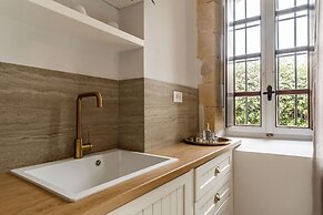 Lithinon Luxury Suites