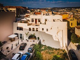 Lithinon Luxury Suites