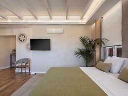 Lithinon Luxury Suites