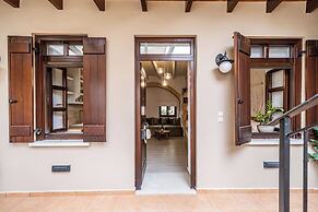 Lithinon Luxury Suites