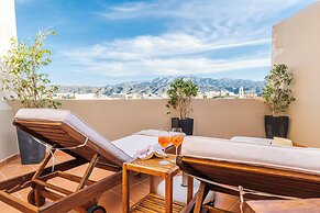 Lithinon Luxury Suites