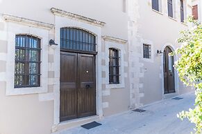 Lithinon Luxury Suites