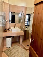 Lithinon Luxury Suites