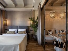 Lithinon Luxury Suites