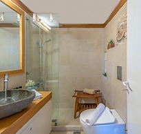 Lithinon Luxury Suites