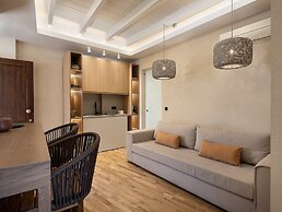 Lithinon Luxury Suites