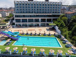 Ramada Resort by Wyndham Unye