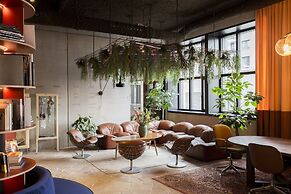 YUST Antwerp