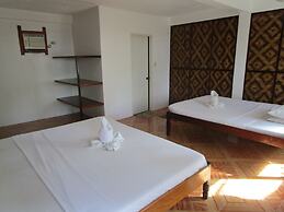 Point 303 Surf Resort