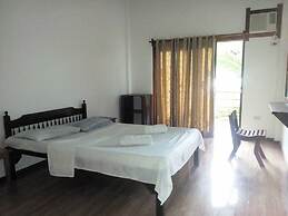 Point 303 Surf Resort