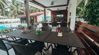 Point 303 Surf Resort