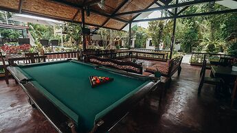 Point 303 Surf Resort