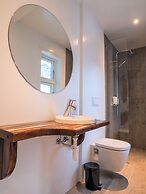 Við Lónið guesthouse