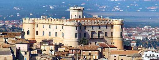 Michelangelo Home B&B