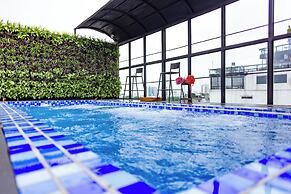 Shining Central Hotel & Spa