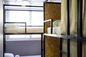 Bedway Athens Hostel