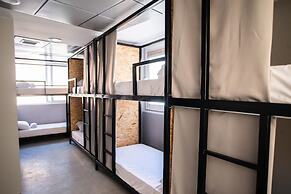 Bedway Athens Hostel