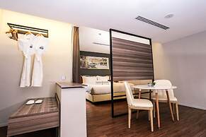 Days Hotel and Suites Fraser Business Park KL