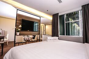 Days Hotel and Suites Fraser Business Park KL