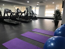 Days Hotel and Suites Fraser Business Park KL