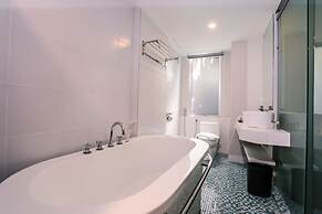 Days Hotel and Suites Fraser Business Park KL