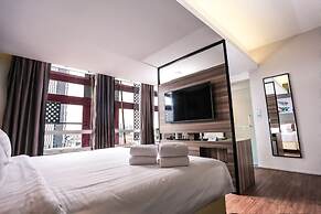 Days Hotel and Suites Fraser Business Park KL