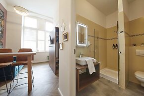 Nove Boutique Apartments