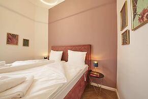 Nove Boutique Apartments