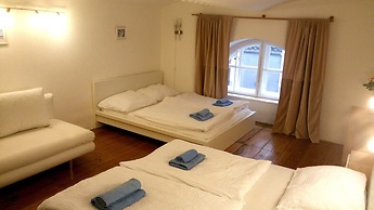 Sobieski Apartments Historic City