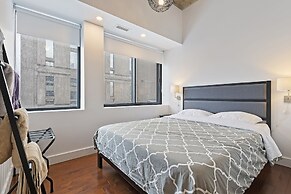 Condotel LeLuxe St-Denis St - mtlFlats