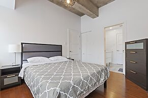 Condotel LeLuxe St-Denis St - mtlFlats