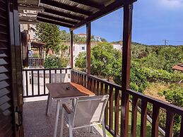 Villa Karina - Near Achladies Beach