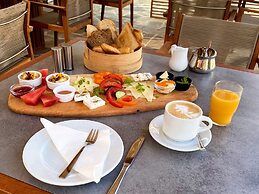 Villa Karina - Near Achladies Beach