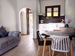 Villa Karina - Near Achladies Beach