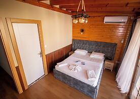 Royal Garden Suite and Hotel