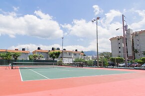 Oakland CE by Pro Homes Jamaica