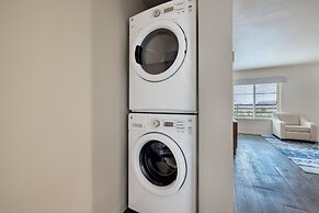 Soka Suites Dallas - Las Colinas