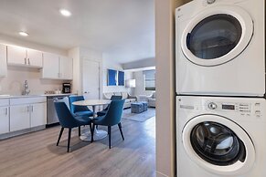 Soka Suites Dallas - Las Colinas