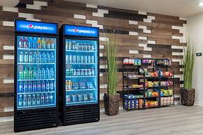 Soka Suites Dallas - Las Colinas