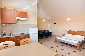 Oaza Apartmani Primosten