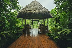 Amor Arenal Adults Friendly