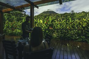 Amor Arenal Adults Friendly