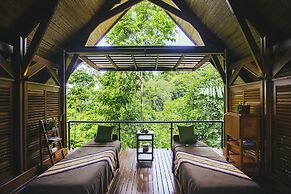 Amor Arenal Adults Friendly