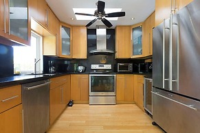 Tropical Oasis Estate