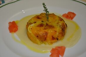 Alle Dolomiti Boutique Lake Hotel