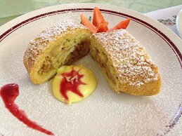 Alle Dolomiti Boutique Lake Hotel