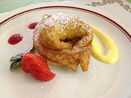 Alle Dolomiti Boutique Lake Hotel