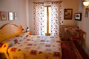 Alle Dolomiti Boutique Lake Hotel